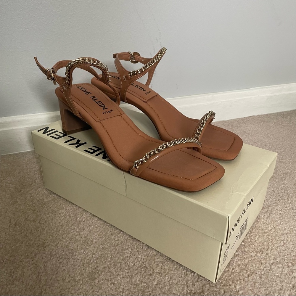Anne Klein Jelina Sandal W7 Beige